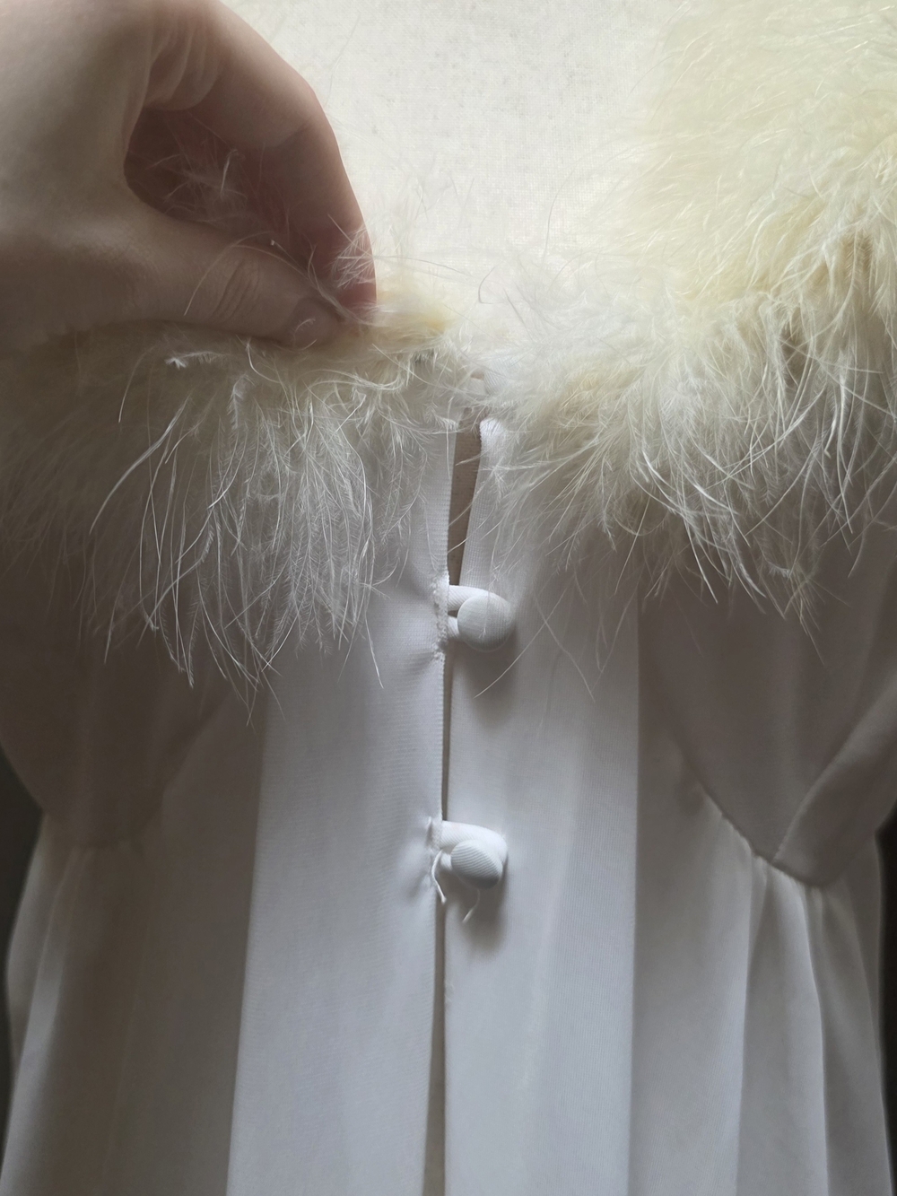 Vintage 70s White Ivory Faux Feather Trim Sleeveless Robe - Picture 2 of 10